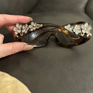 Bulgari Swarovski, Crystal flower sunglasses